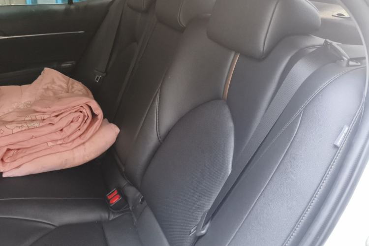 Used Toyota Camry 2019 2.5G Luxury Edition China V Standard Left Rear Seat