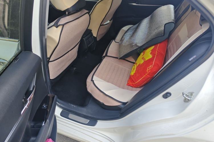 Used Toyota Camry 2019 2.5G Luxury Edition China V Standard Left Rear Seat