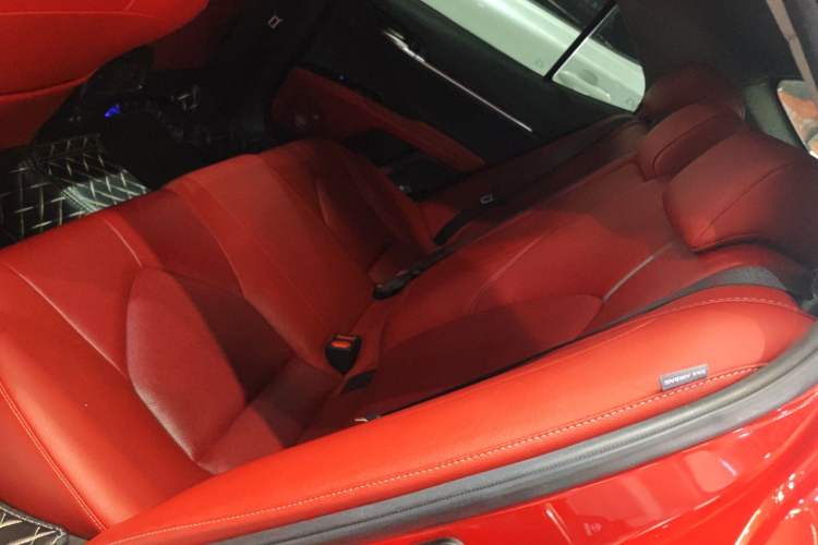 Used Toyota Camry 2019 2.5S FENGSHANG Version China VI Standard Left Rear Seat