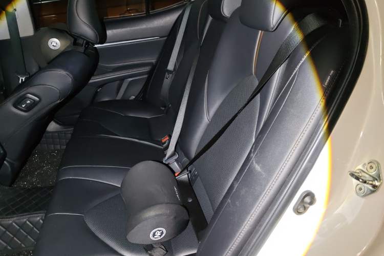 Used Toyota Camry 2019 2.0G Luxury Edition China V Standard Left Rear Seat