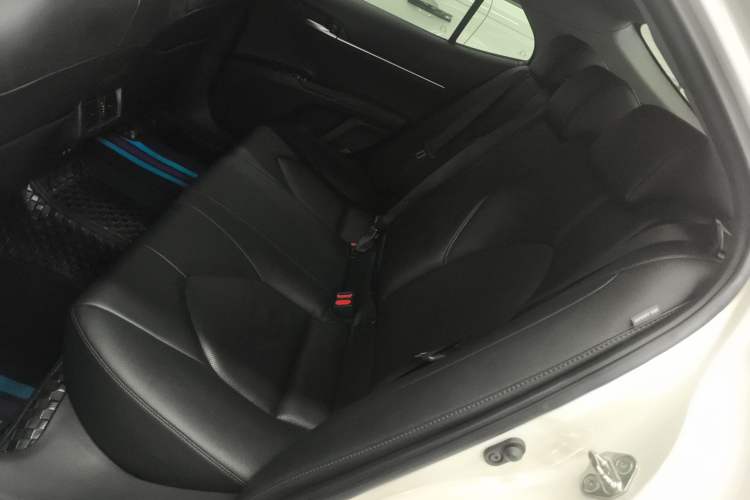 Used Toyota Camry 2019 Revised Version 2.0G Luxury Edition Left Rear Seat