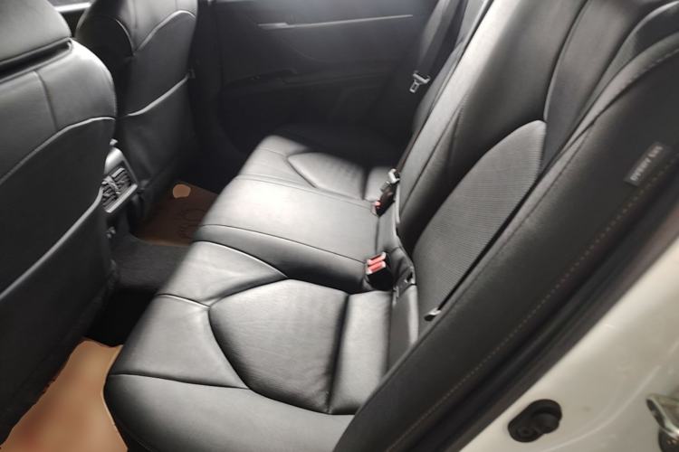 Used Toyota Camry 2019 Revised Version 2.5S Fēngshàng Edition Left Rear Seat