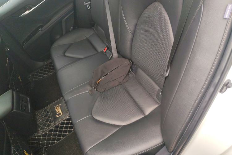 Used Toyota Camry 2019 Revised Version 2.0G Luxury Edition Left Rear Seat
