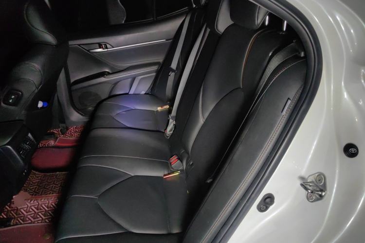 Used Toyota Camry 2019 Revised Version 2.0G Luxury Edition Left Rear Seat