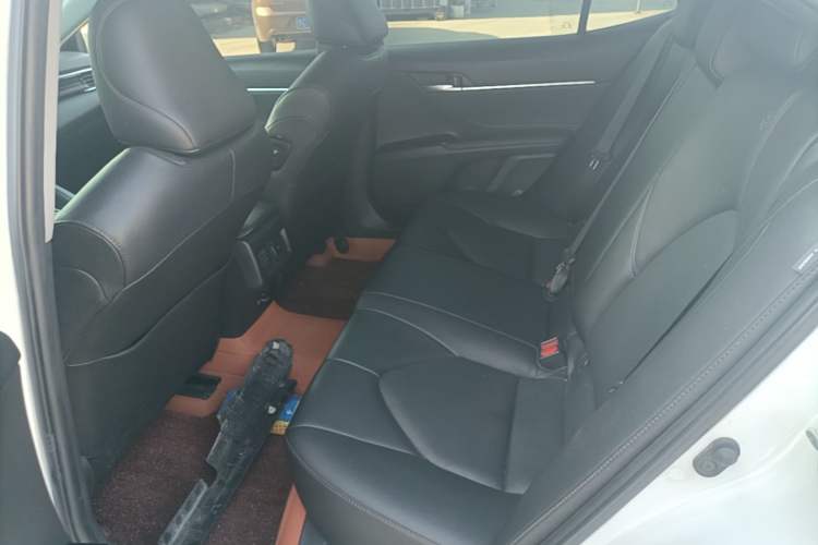 Used Toyota Camry 2019 Revised Version 2.0G Luxury Edition Left Rear Seat