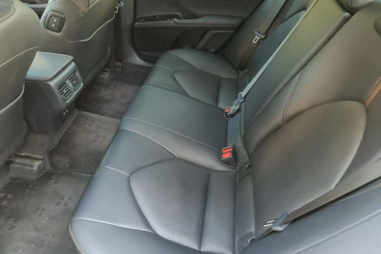 Used Toyota Camry 2019 Revised Version 2.5G Luxury Edition Left Rear Seat
