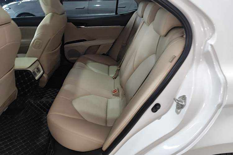 Used Toyota Camry 2019 2.5G Luxury Edition China VI Standard Left Rear Seat