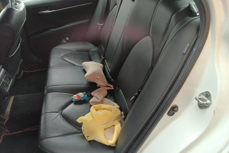 Used Toyota Camry 2019 Revised Version 2.5S Fēngshàng Edition Left Rear Seat