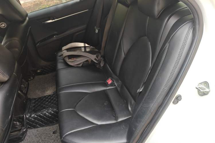 Used Toyota Camry 2019 2.0S FENGSHANG Version China V Standard Left Rear Seat