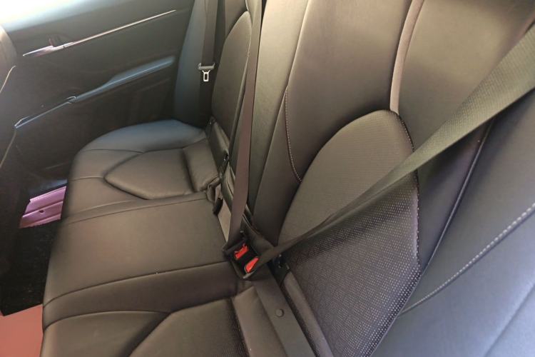 Used Toyota Camry 2019 2.5S FENGSHANG Version China VI Standard Left Rear Seat