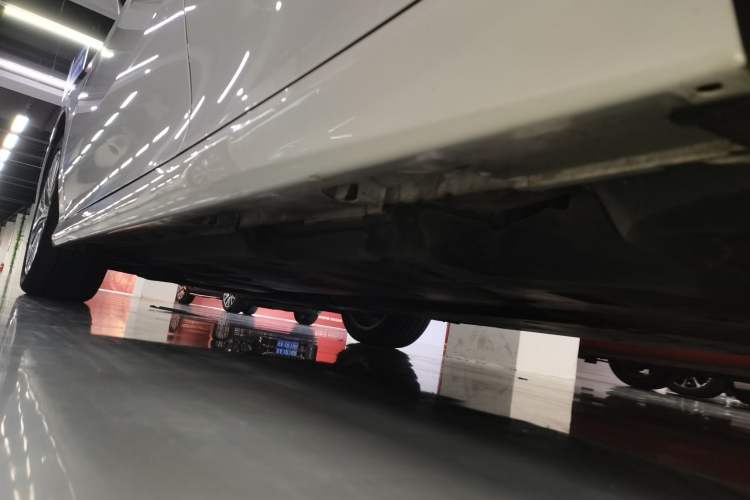Used Toyota Camry 2019 2.5G Luxury Edition China V Standard Left Side Sill