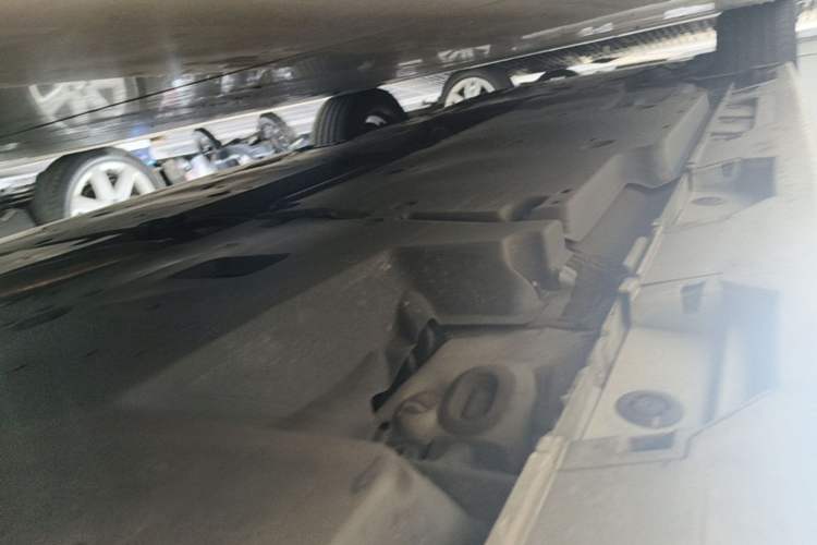 Used Toyota Camry 2019 2.0G Luxury Edition China VI Standard Left Side Sill