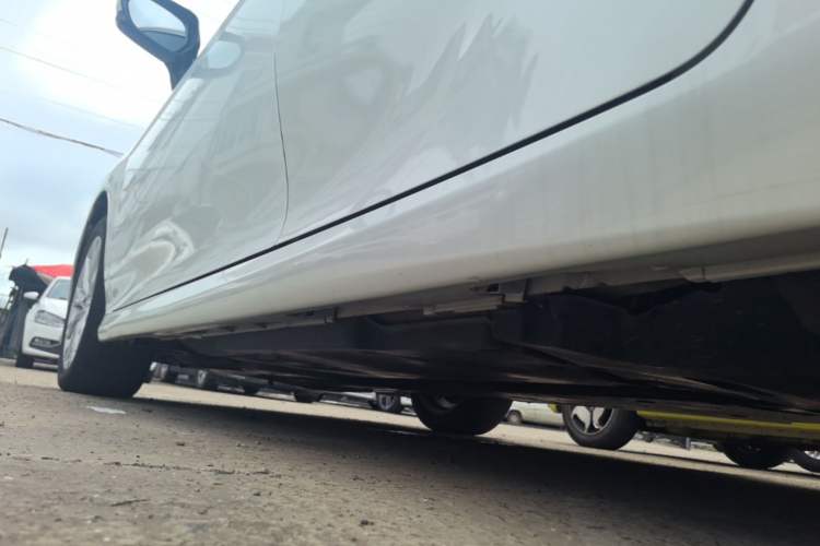 Used Toyota Camry 2019 2.0G Luxury Edition China VI Standard Left Side Sill