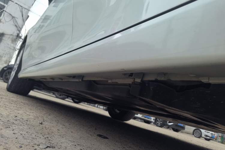 Used Toyota Camry 2019 2.0G Luxury Edition China VI Standard Left Side Sill