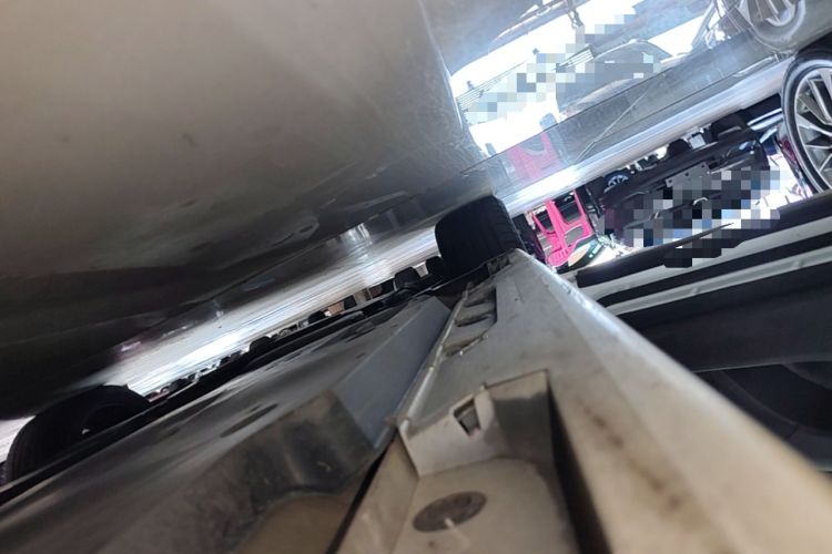 Used Toyota Camry 2019 Dual-Engine 2.5 HG Luxury Edition China VI Standard Left Side Sill