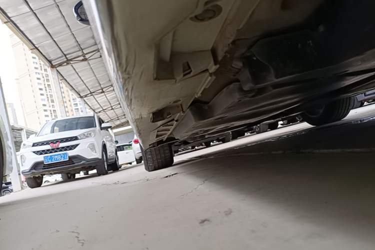 Used Toyota Camry 2019 2.0G Luxury Edition China VI Standard Left Side Sill