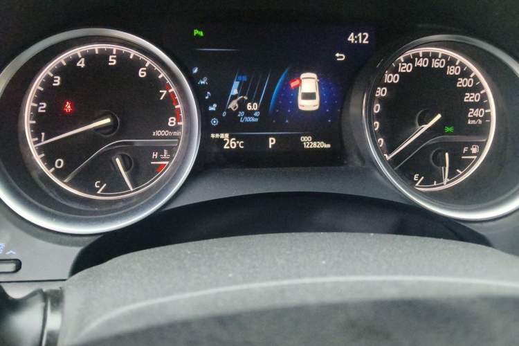 Used Toyota Camry 2019 Revised Version 2.0G Luxury Edition Odometer Close Up