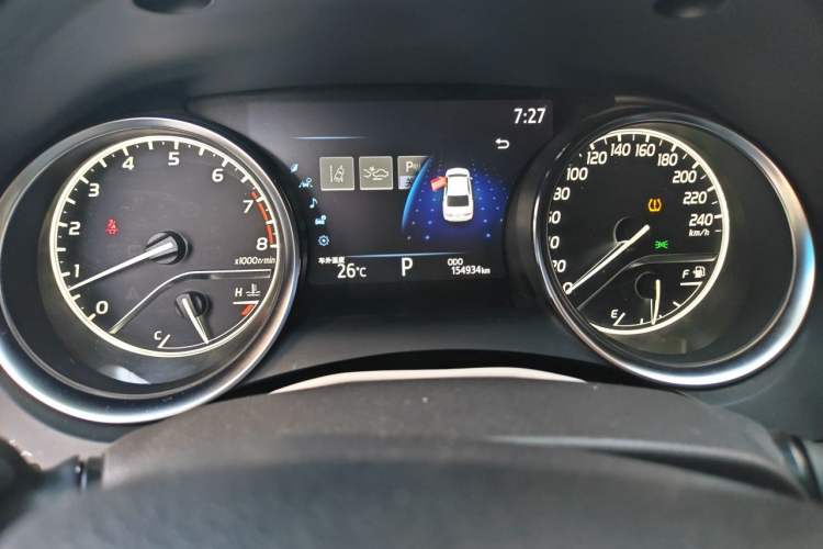 Used Toyota Camry 2019 2.5G Luxury Edition China VI Standard Odometer Close Up