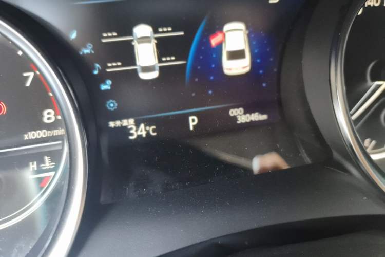 Used Toyota Camry 2019 2.5G Luxury Edition China V Standard Odometer Close Up