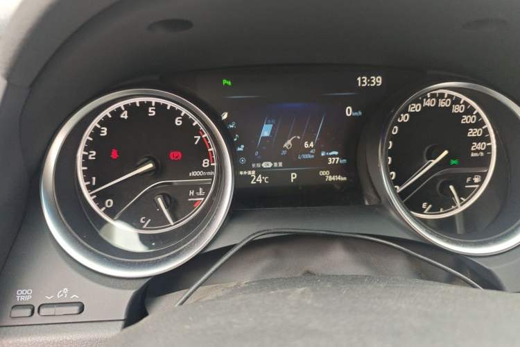 Used Toyota Camry 2019 2.5G Luxury Edition China VI Standard Odometer Close Up