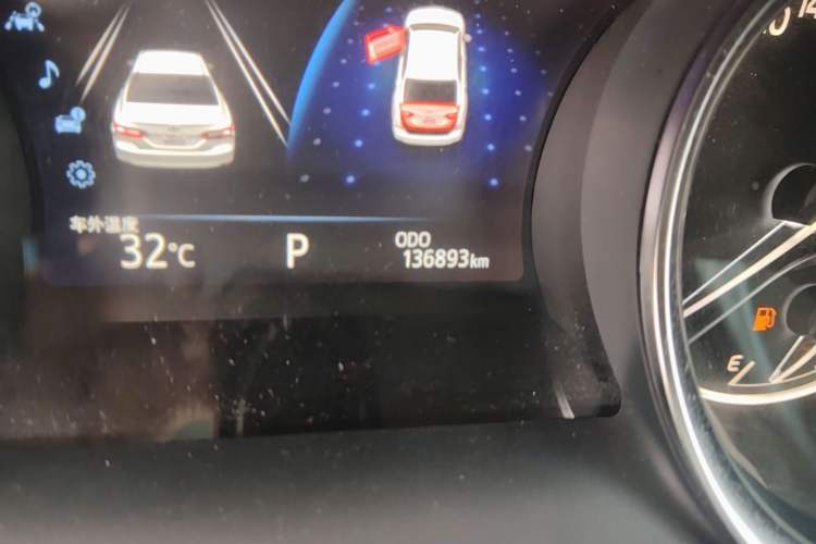 Used Toyota Camry 2019 2.5G Luxury Edition China VI Standard Odometer Close Up