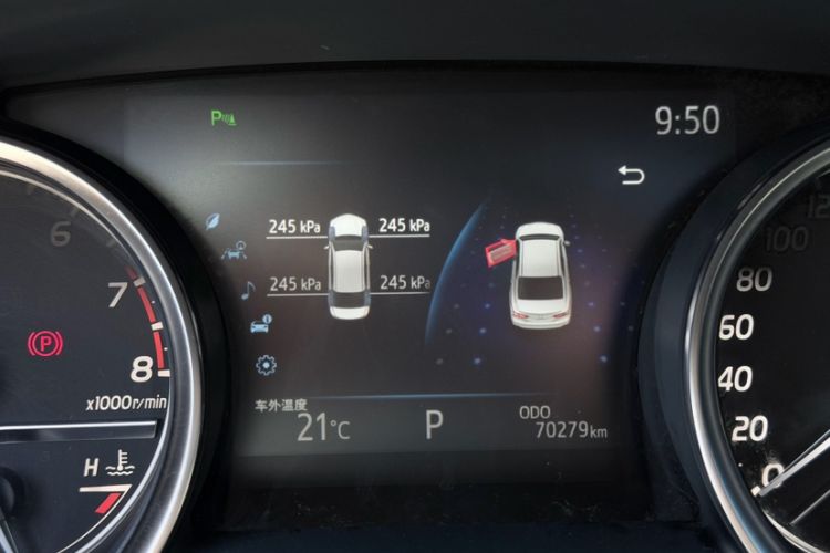 Used Toyota Camry 2019 2.5G Luxury Edition China V Standard Odometer Close Up