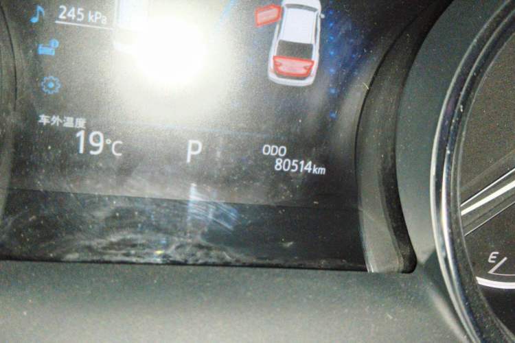 Used Toyota Camry 2019 2.5G Luxury Edition China VI Standard Odometer Close Up