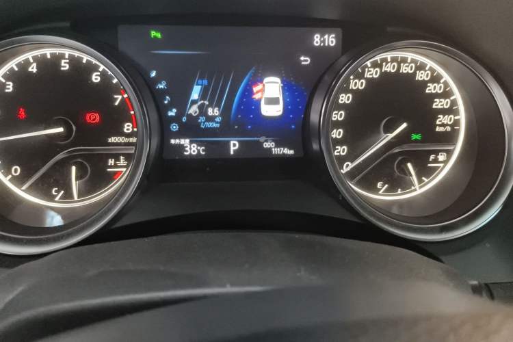 Used Toyota Camry 2019 2.5G Luxury Edition China VI Standard Odometer Close Up