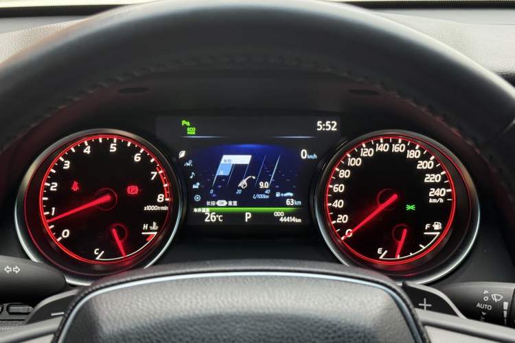 Used Toyota Camry 2019 Revised Version 2.5S Fēngshàng Edition Odometer Close Up