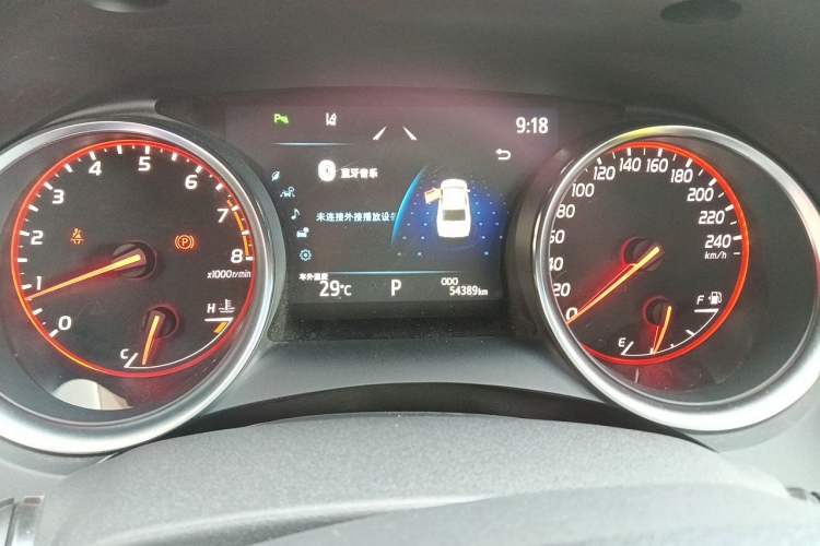 Used Toyota Camry 2019 Revised Version 2.5S Fēngshàng Edition Odometer Close Up