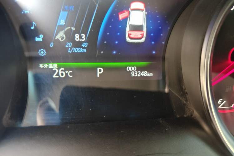 Used Toyota Camry 2019 2.0S FENGSHANG Version China V Standard Odometer Close Up