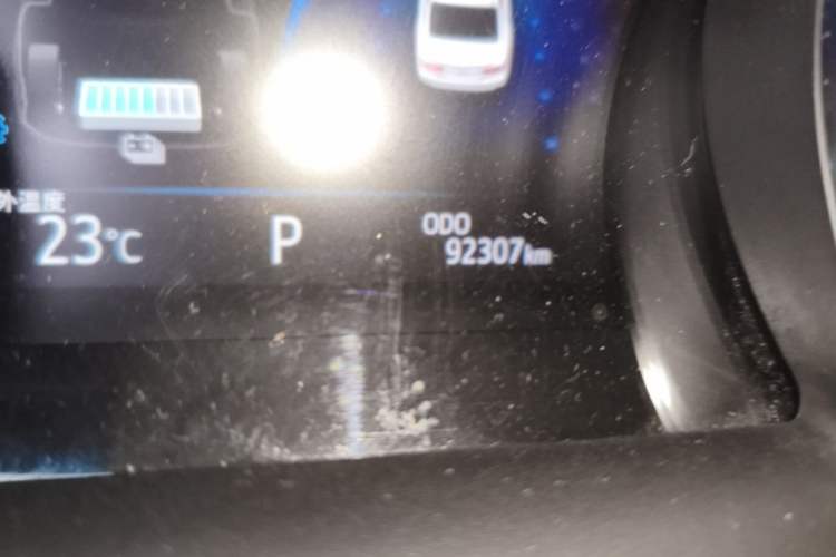 Used Toyota Camry 2019 Dual-Engine 2.5 HG Luxury Edition China V Standard Odometer Close Up