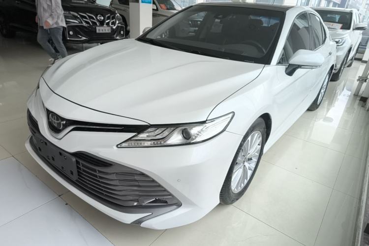 Used Toyota Camry 2019 Revised Version 2.5G Luxury Edition Guazi used car, China used car export, Used car for sale, Used  cars, Cheapest cars for sale
