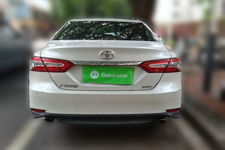 Used Toyota Camry 2019 2.0G Luxury Edition China VI Standard Rear