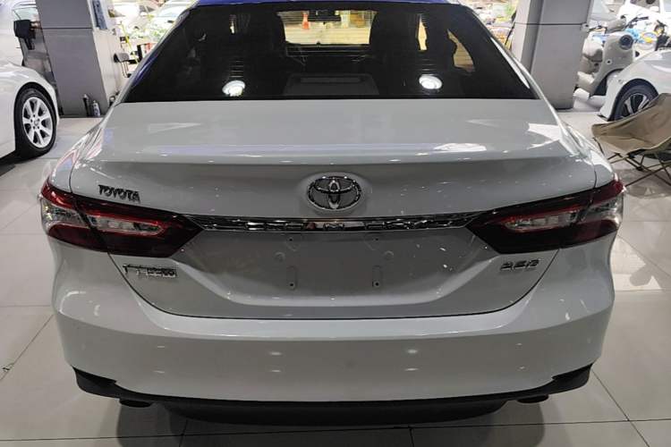 Used Toyota Camry 2019 2.5G Luxury Edition China VI Standard Rear