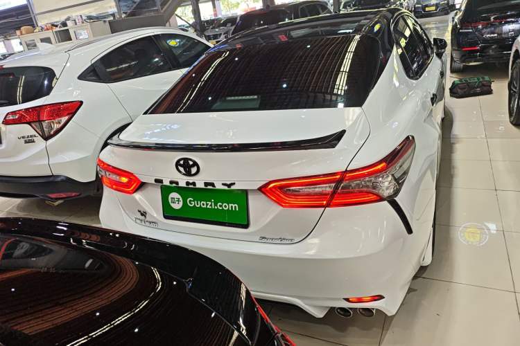 Used Toyota Camry 2019 2.5S FENGSHANG Version China VI Standard Rear