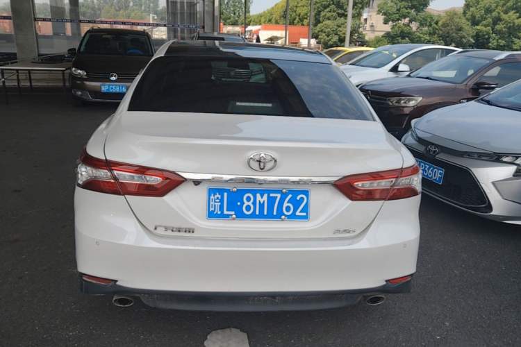 Used Toyota Camry 2019 2.5G Luxury Edition China VI Standard Rear