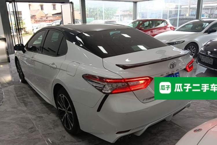 Used Toyota Camry 2019 Revised Version 2.0S Fēngshàng Edition Rear Left 45 Deg
