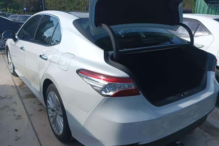 Used Toyota Camry 2019 Revised Version 2.5G Luxury Edition Rear Left 45 Deg