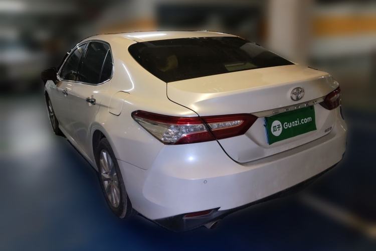 Used Toyota Camry 2019 Revised Version 2.0G Luxury Edition Rear Left 45 Deg