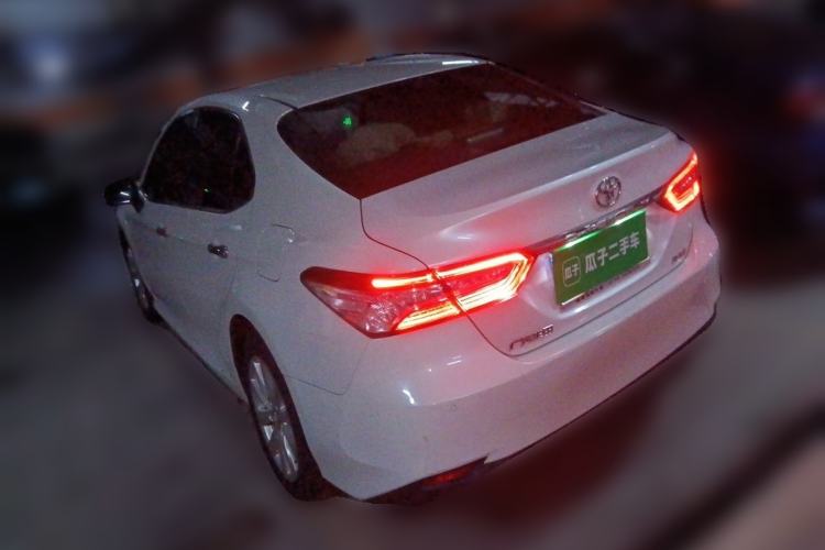 Used Toyota Camry 2019 Revised Version 2.0G Luxury Edition Rear Left 45 Deg