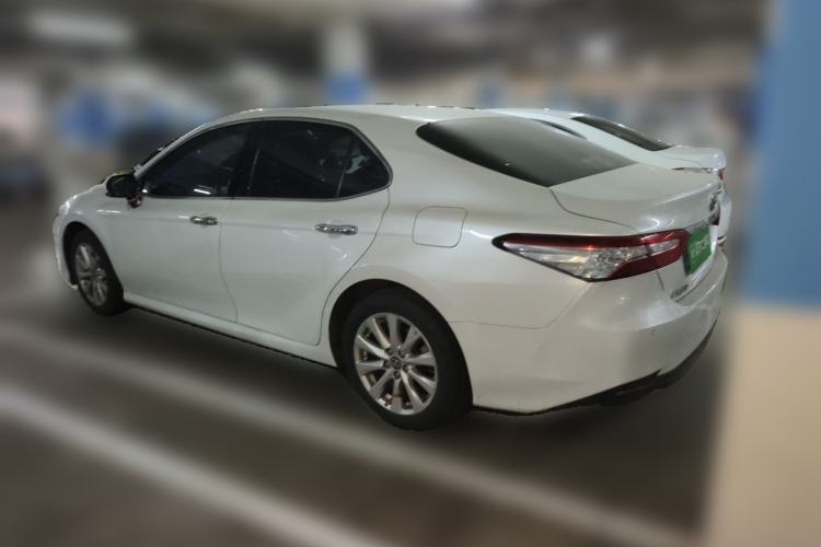 Used Toyota Camry 2019 Revised Version 2.0G Luxury Edition Rear Left 45 Deg