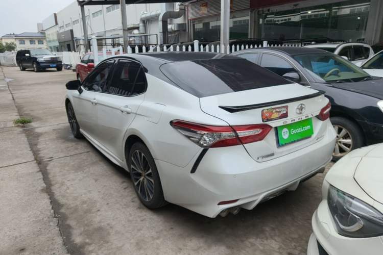Used Toyota Camry 2019 2.0S FENGSHANG Version China VI Standard Rear Left 45 Deg