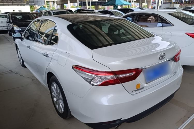 Used Toyota Camry 2019 2.0G Luxury Edition China VI Standard Rear Left 45 Deg