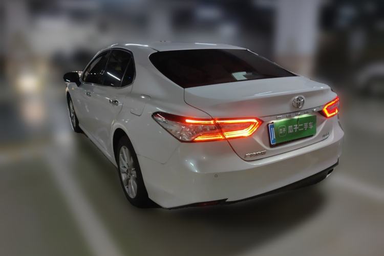 Used Toyota Camry 2019 2.0G Luxury Edition China VI Standard Rear Left 45 Deg