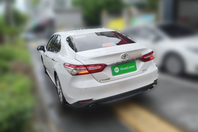 Used Toyota Camry 2019 Revised Version 2.0G Luxury Edition Rear Left 45 Deg