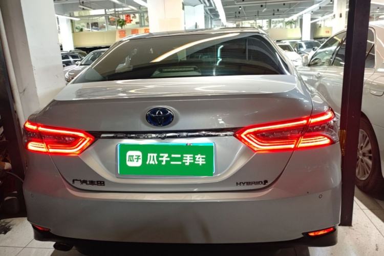 Used Toyota Camry 2019 Dual-Engine 2.5 HG Luxury Edition China VI Standard Rear