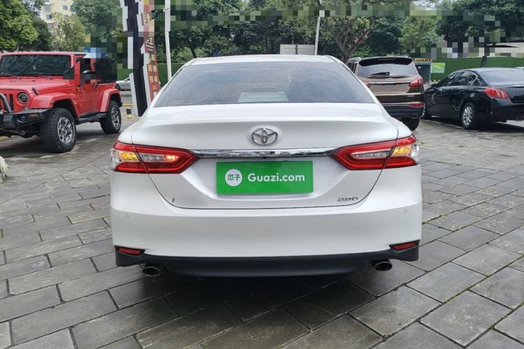 Used Toyota Camry 2019 2.0G Luxury Edition China VI Standard Rear