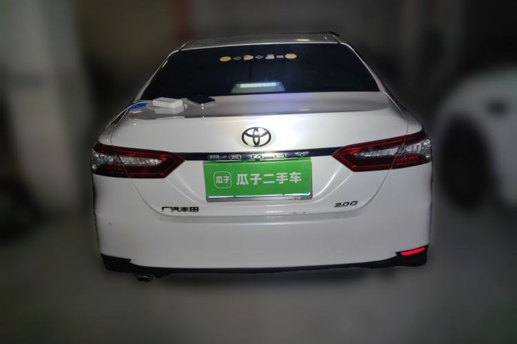 Used Toyota Camry 2019 Revised Version 2.0G Luxury Edition Rear