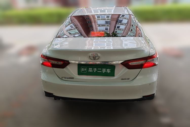 Used Toyota Camry 2019 Revised Version 2.0G Luxury Edition Rear